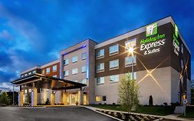 Holiday Inn Express & Suites - Madison By Ihg